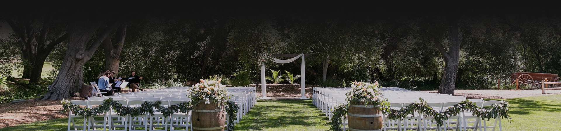 Outside wedding setting